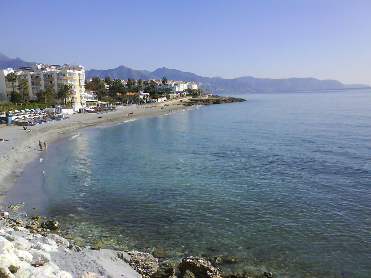 Apartamentos Lual Torrecilla Nerja Exterior photo